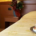 Terri 3*